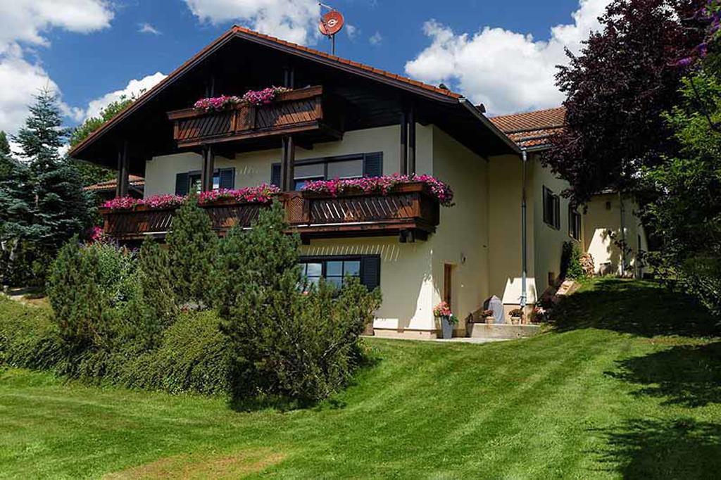 Ferienwohnung Im Landhaus Am Nationalpark Ludwigsthal 외부 사진